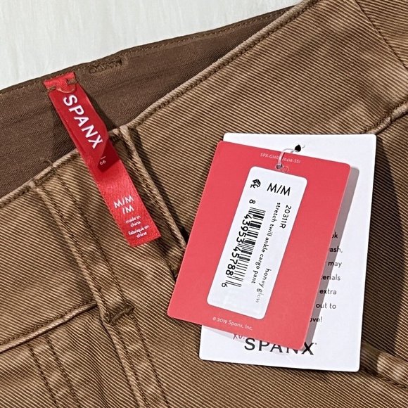 Spanx Size Medium Honey‎ Glow Stretch Twill Ankle Cargo Pants - Picture 6 of 9
